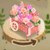 ピンクの花のカート猫と秘密